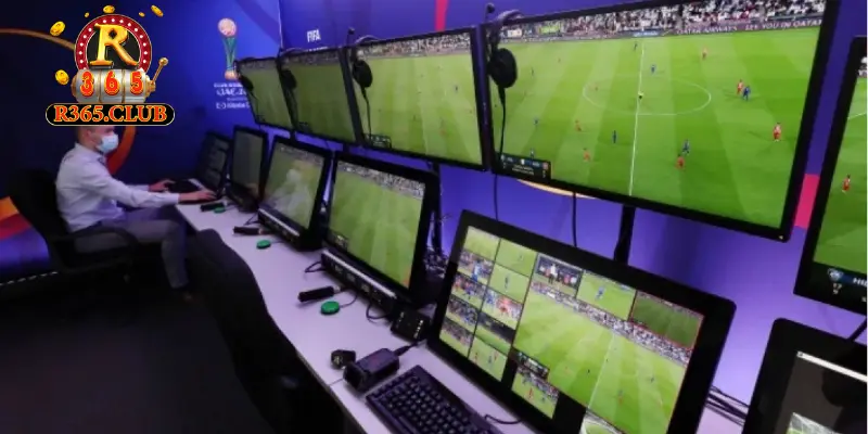 Var trong bóng đá là gì? Giải thích chi tiết về cách hoạt động Var 2 Công nghệ check Var trong bóng đá là gì?